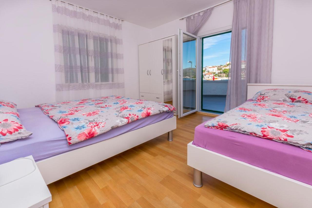 Apartments Olivera Rogoznica  Exterior foto